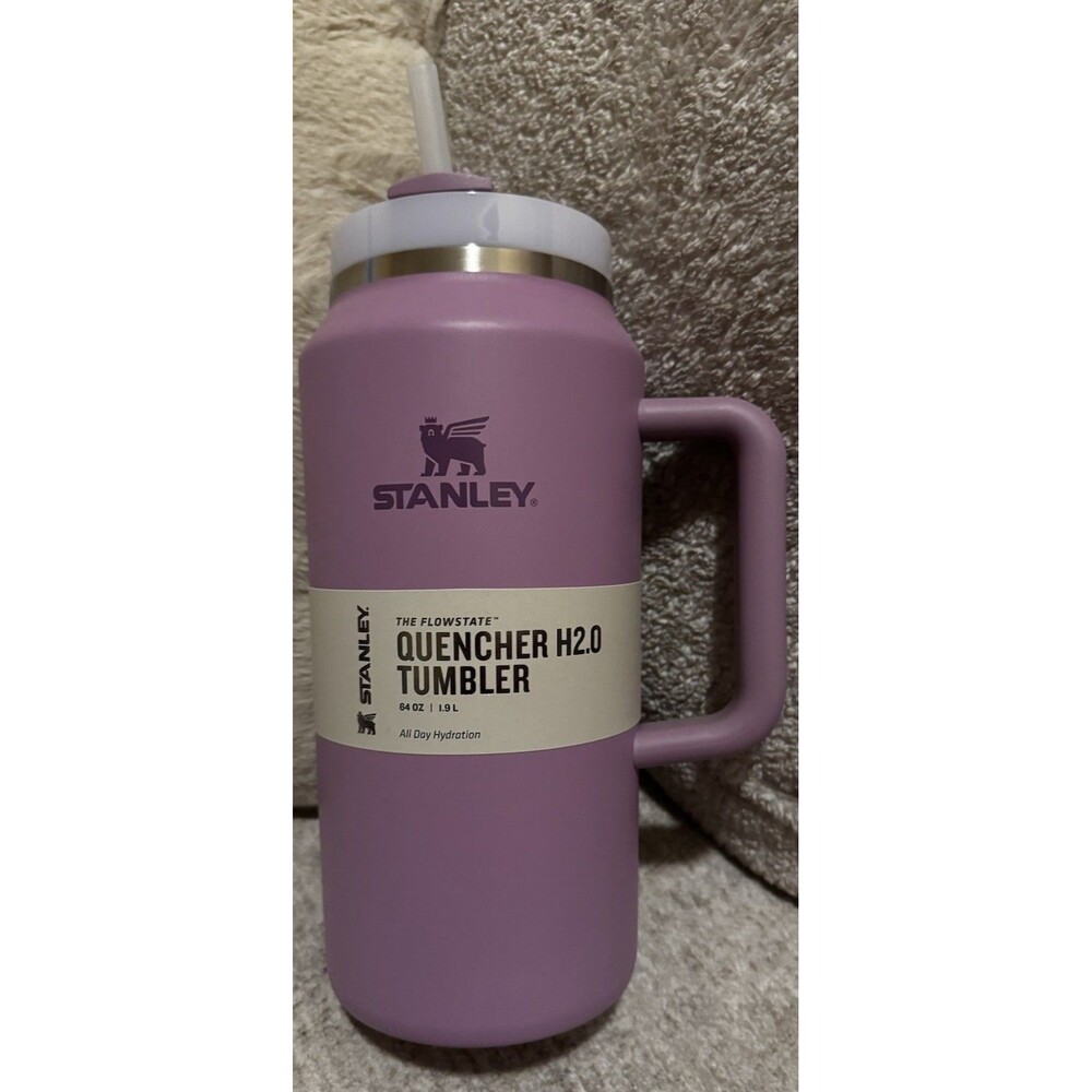 NWT 👀👀 Stanley 64oz Flowstate Quencher Tumbler Lilac 🔥🔥